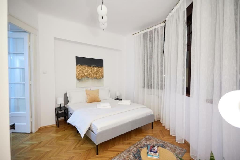 Caragiale Apartment บูคาเรสต์ ภายนอก รูปภาพ